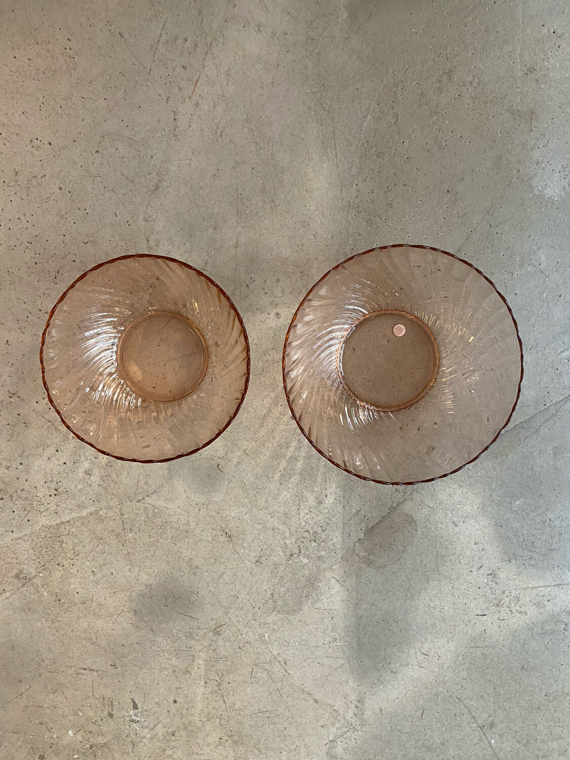 Salad bowls in rosaline
