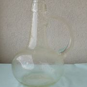 Bubble glass carafe