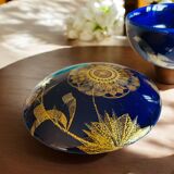 Bonbonniere from the Monaco porcelain factory with pure gold gilding.