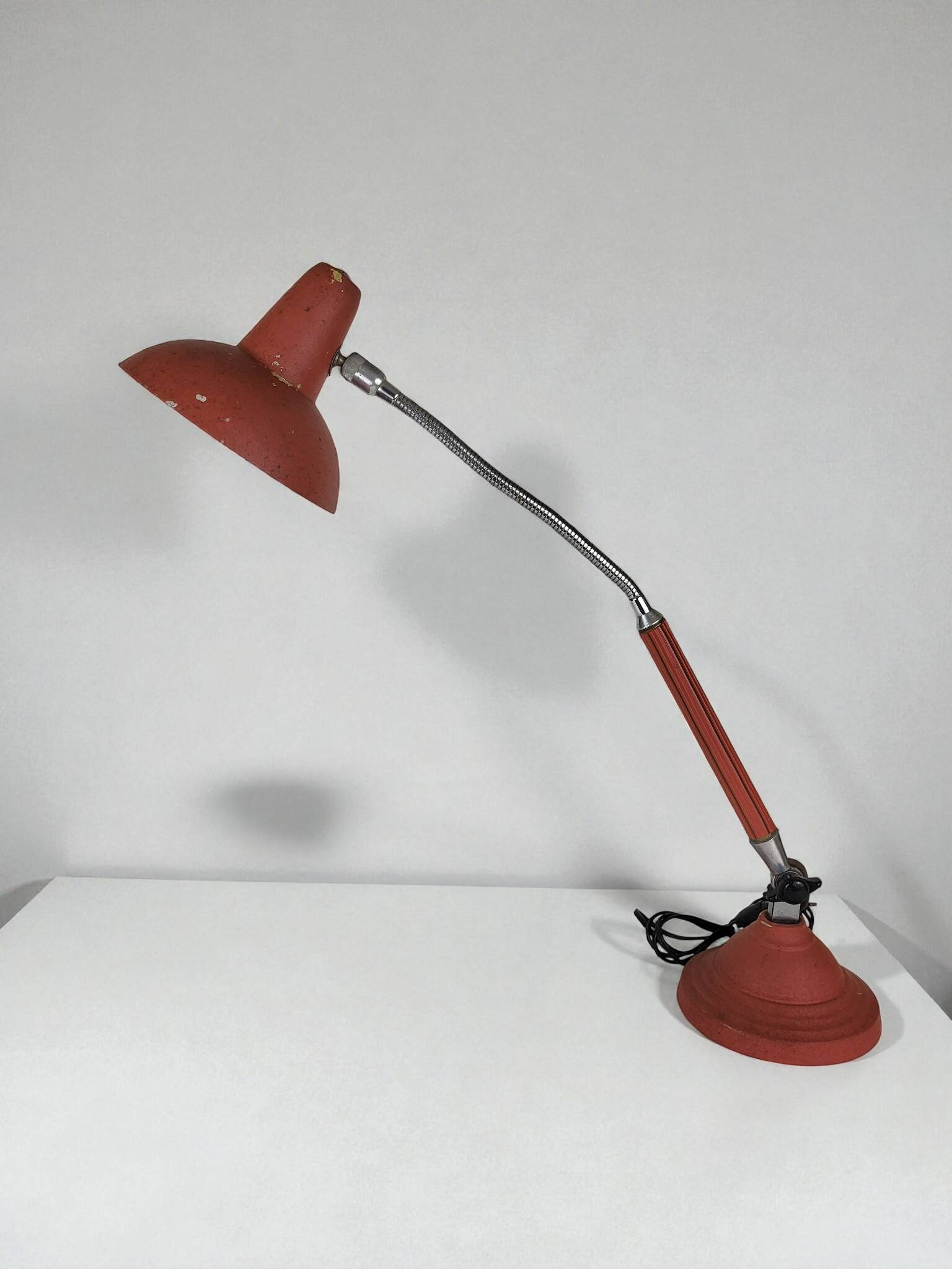 Flexible industrial lamp 1950