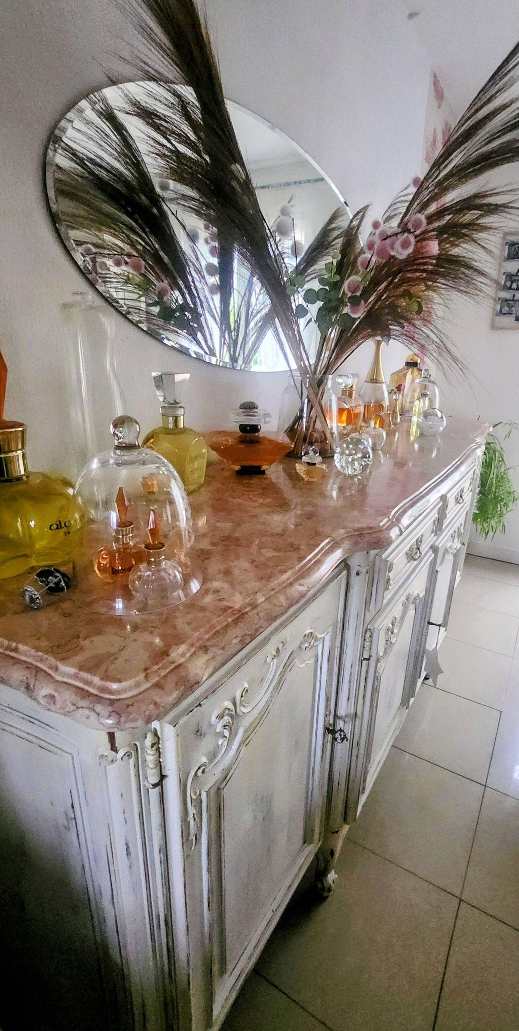 Buffet in cherry wood, Provençal style, renovated in aged white.