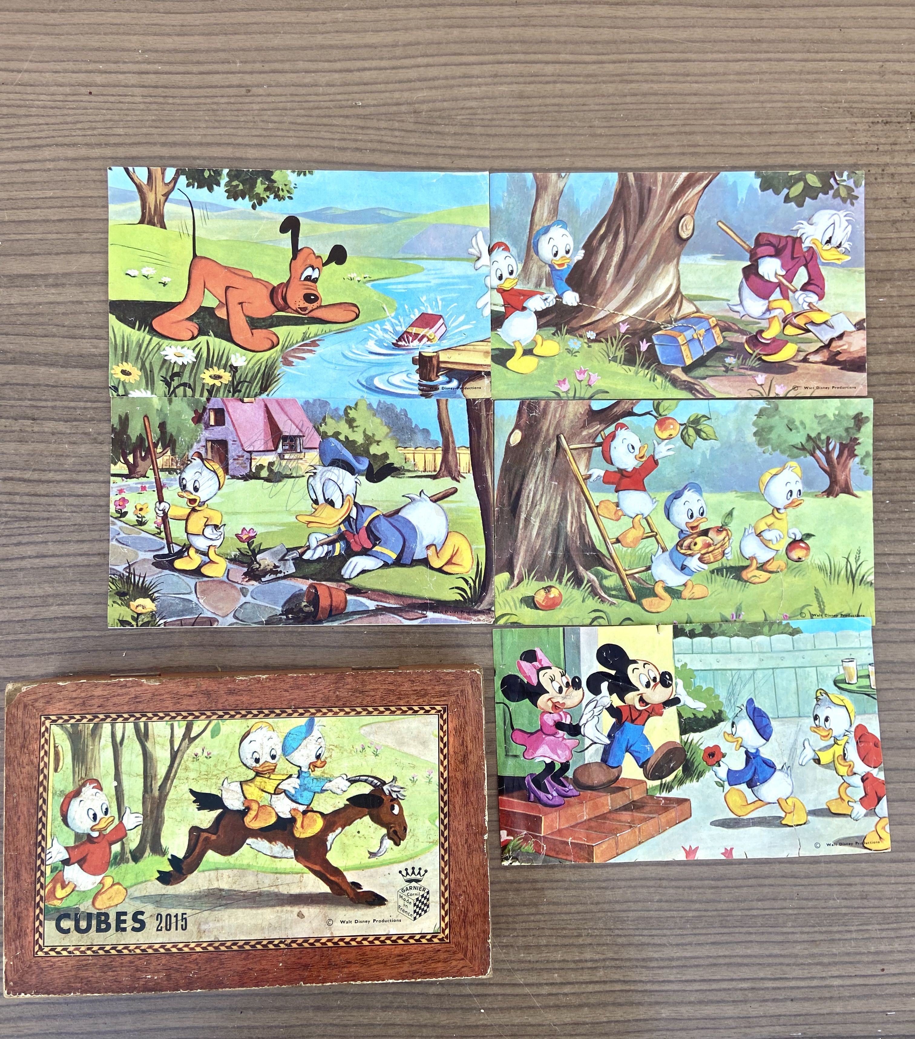 Disney Antique toy, cube puzzle - 12 pieces in their wooden case - Garnier Cornil