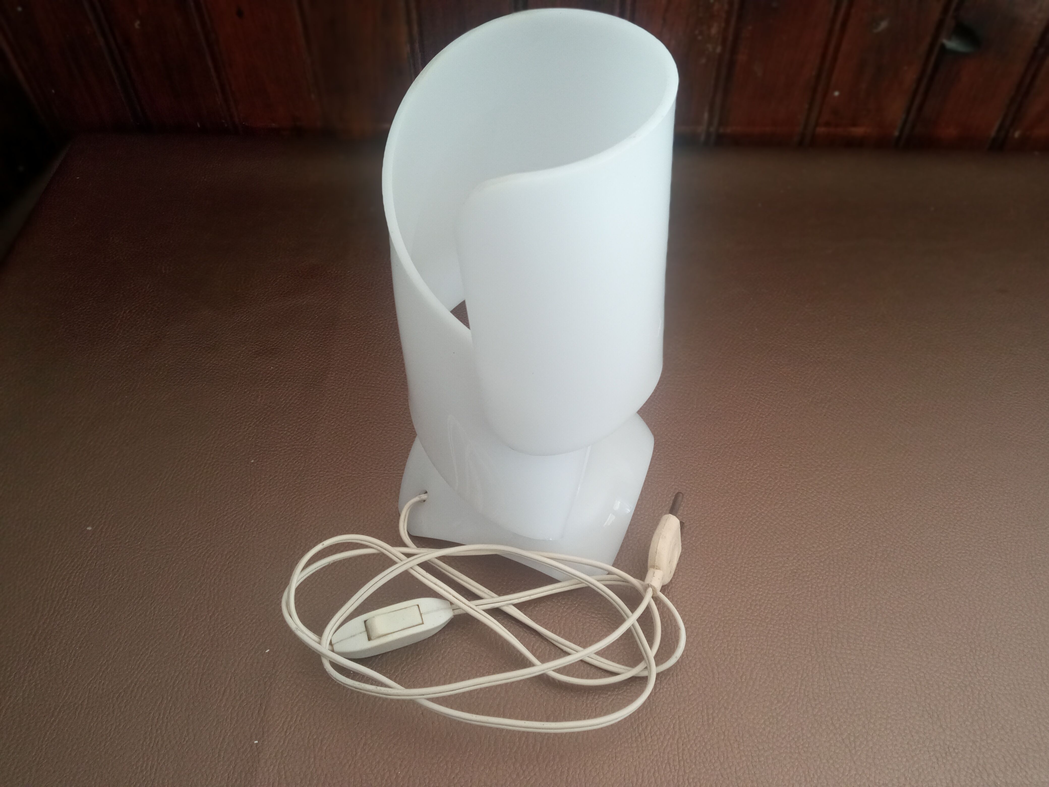 Thermoformed Plexiglas Bedside Lamp Vintage 60/70