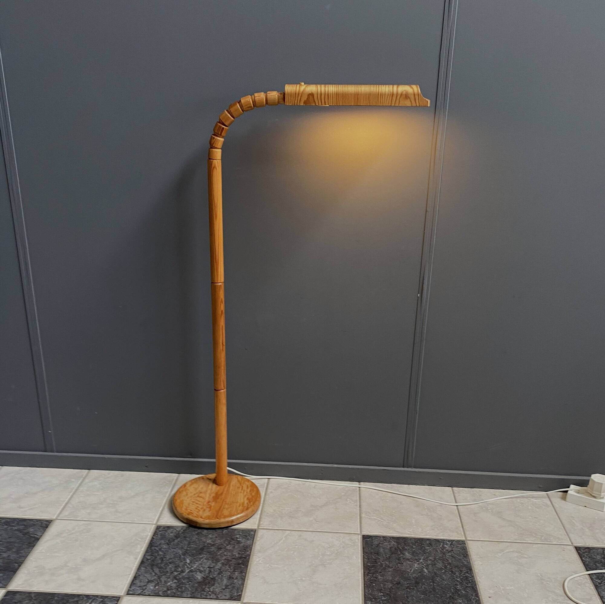 Floor lamp by Solbackens Svarveri from Sewden model 1001