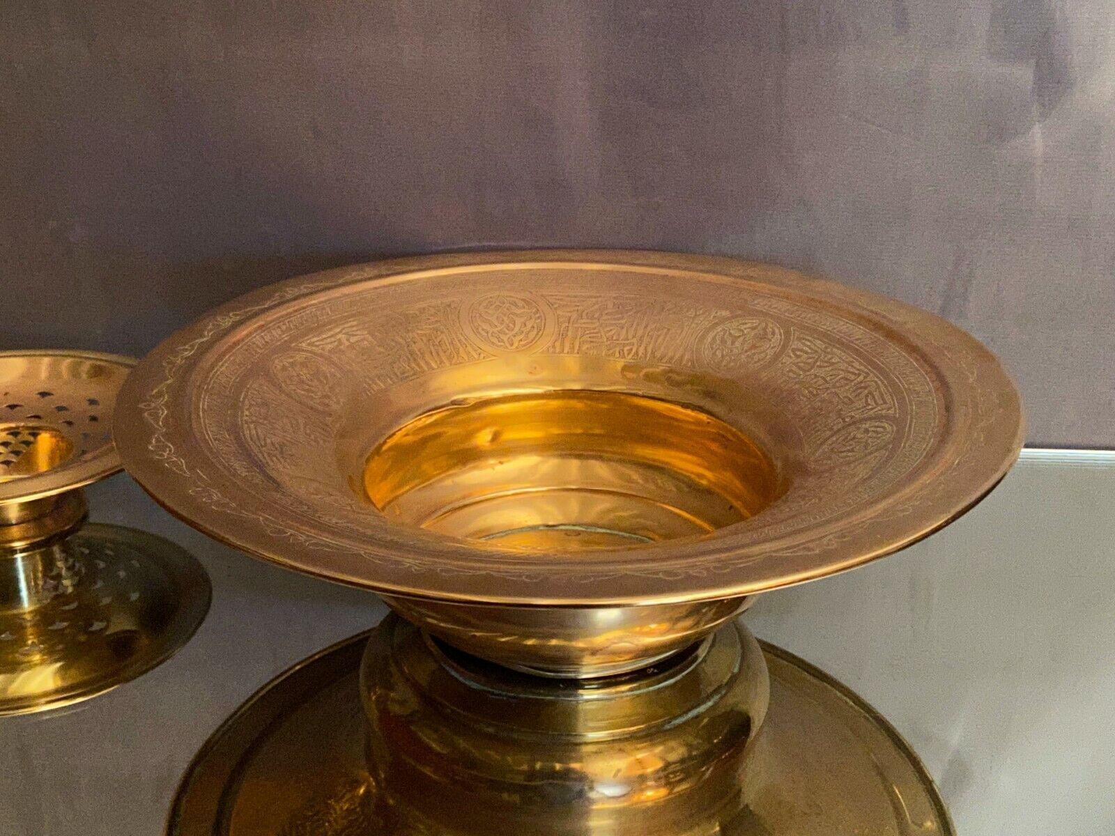 Bronze brass dish with chiseled decor Art of Islam Middle East