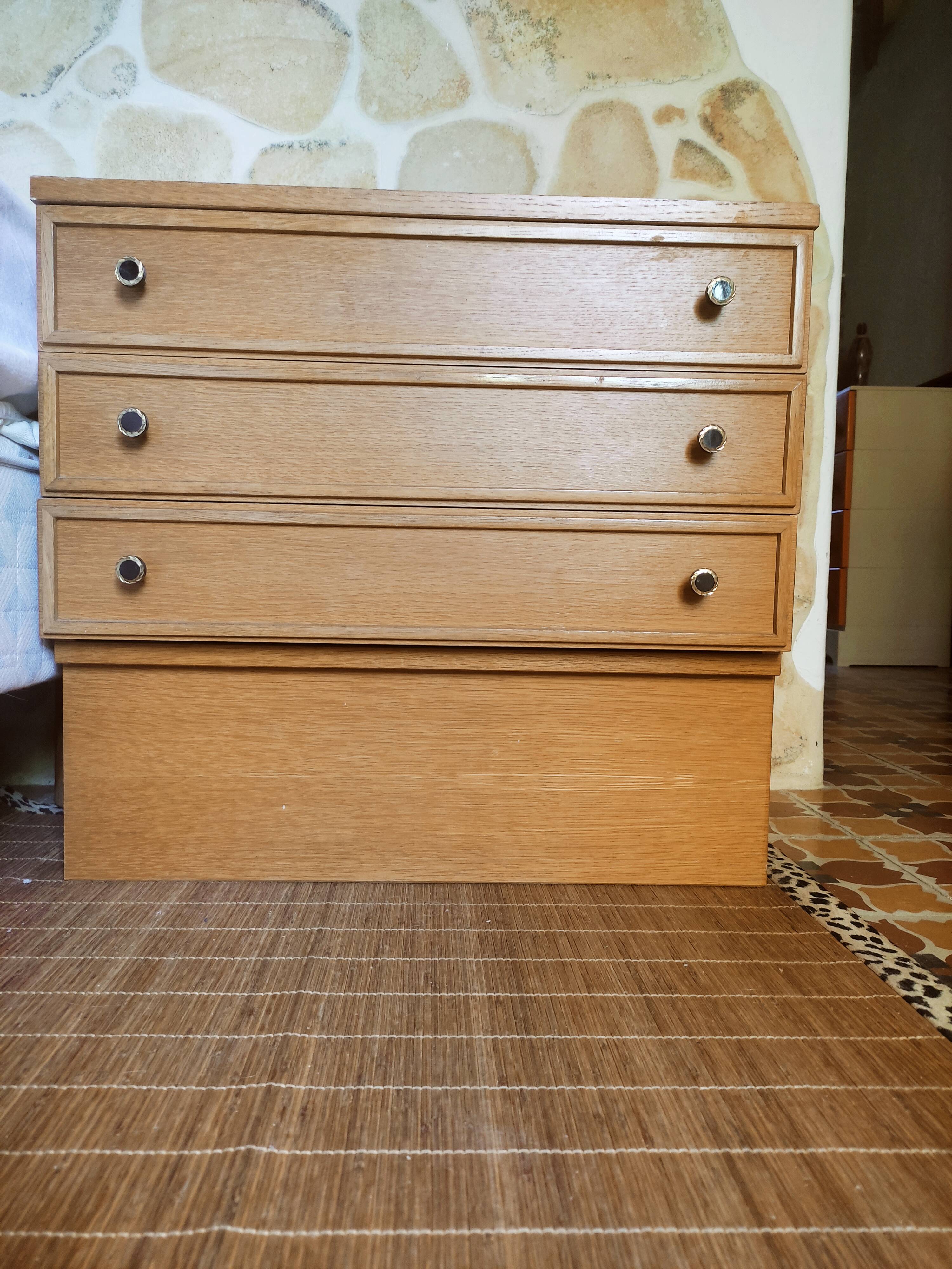 Bedside 3 drawers in light wood