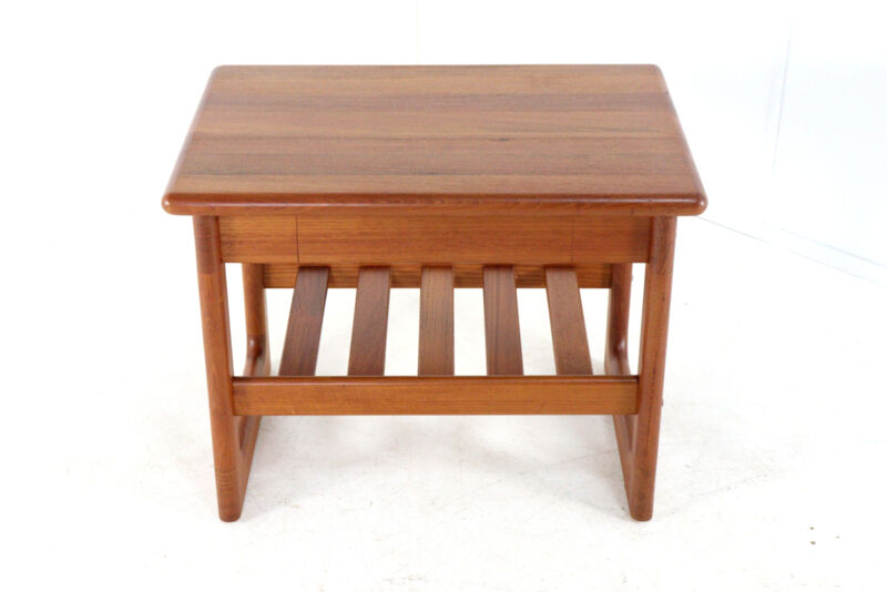 Dyrlund Side Table / Nightstand - danish design in teak