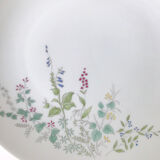 Set of 8 large vintage porcelain plates