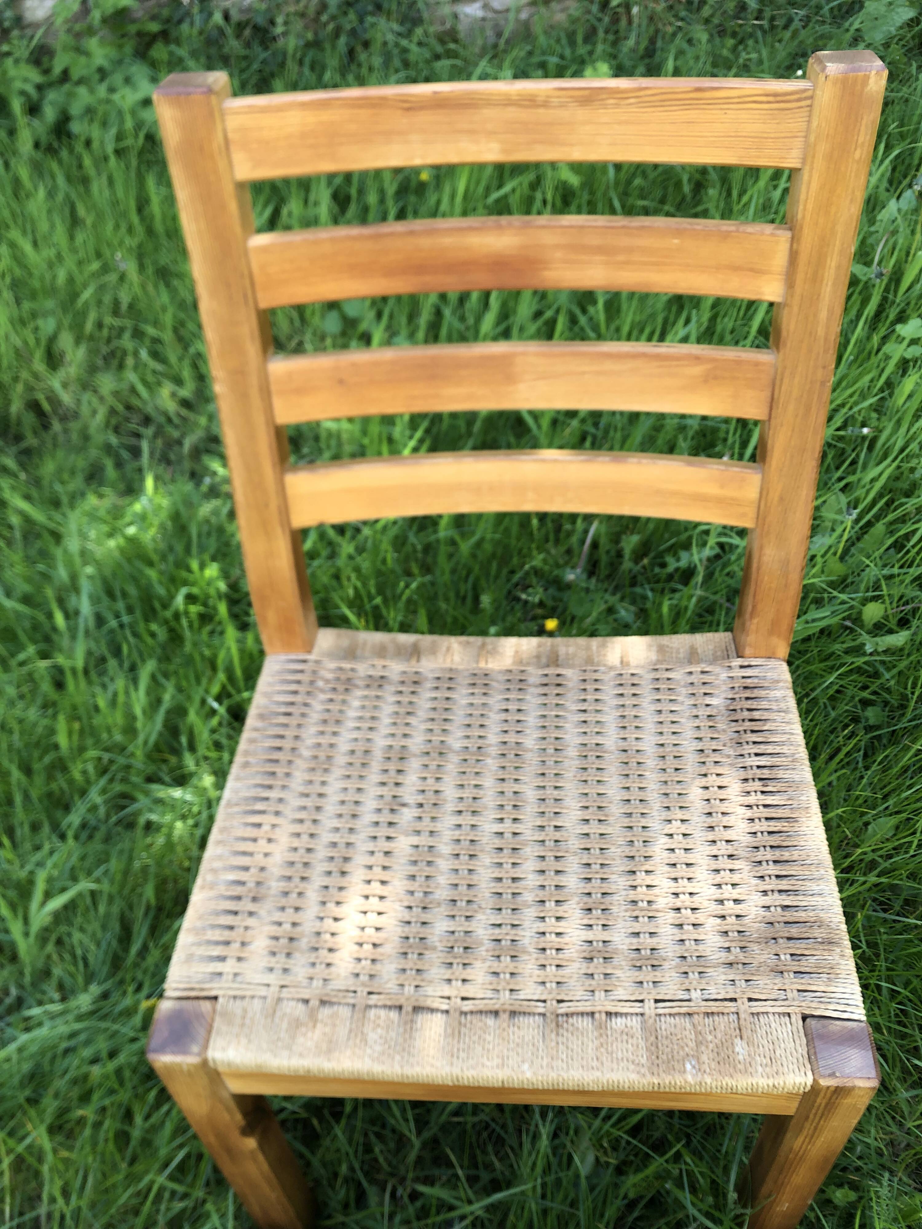 Vintage 60s wood and rope chair