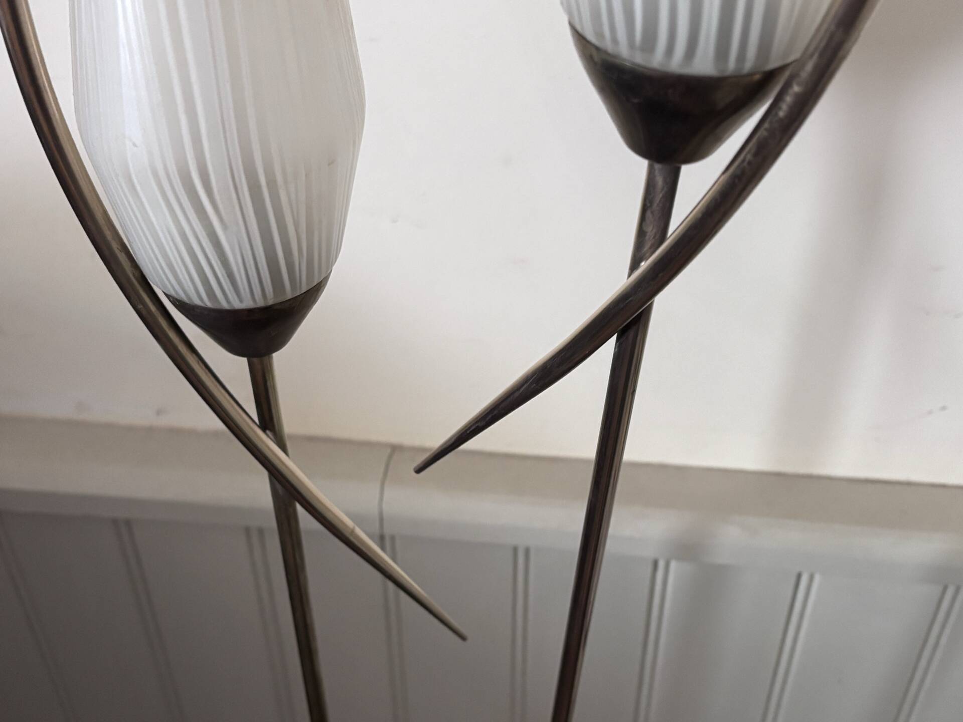 1950s Modernist Floor Lamp with Reading Light, brass and filigree glass.