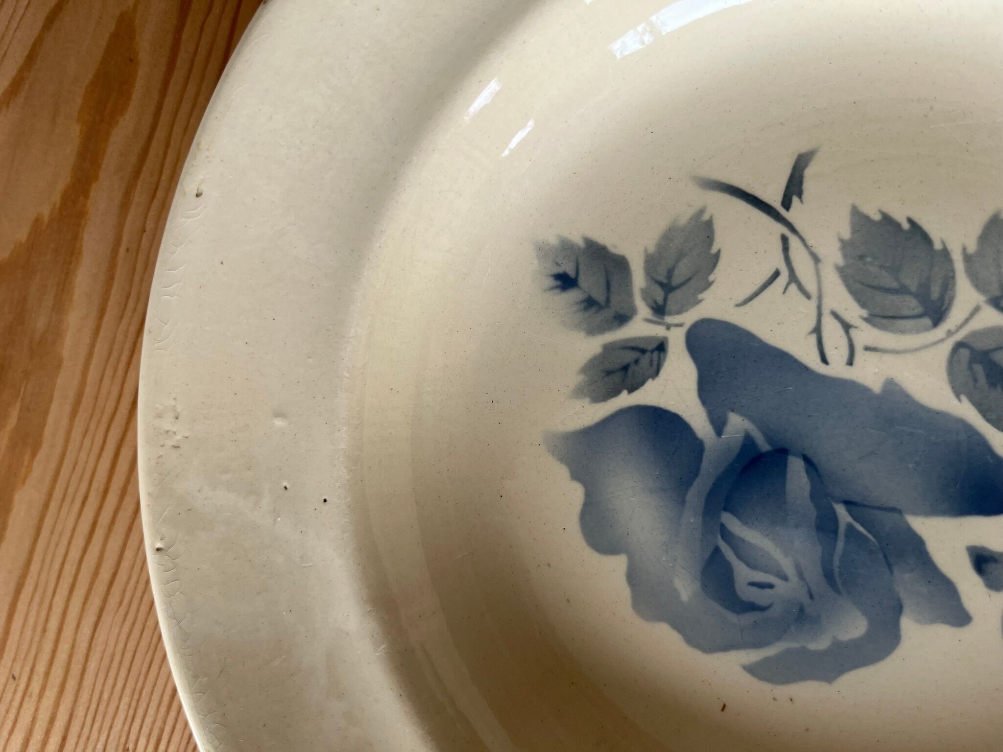 4 old hollow plates Digoin & Sarreguemines "pink pattern"