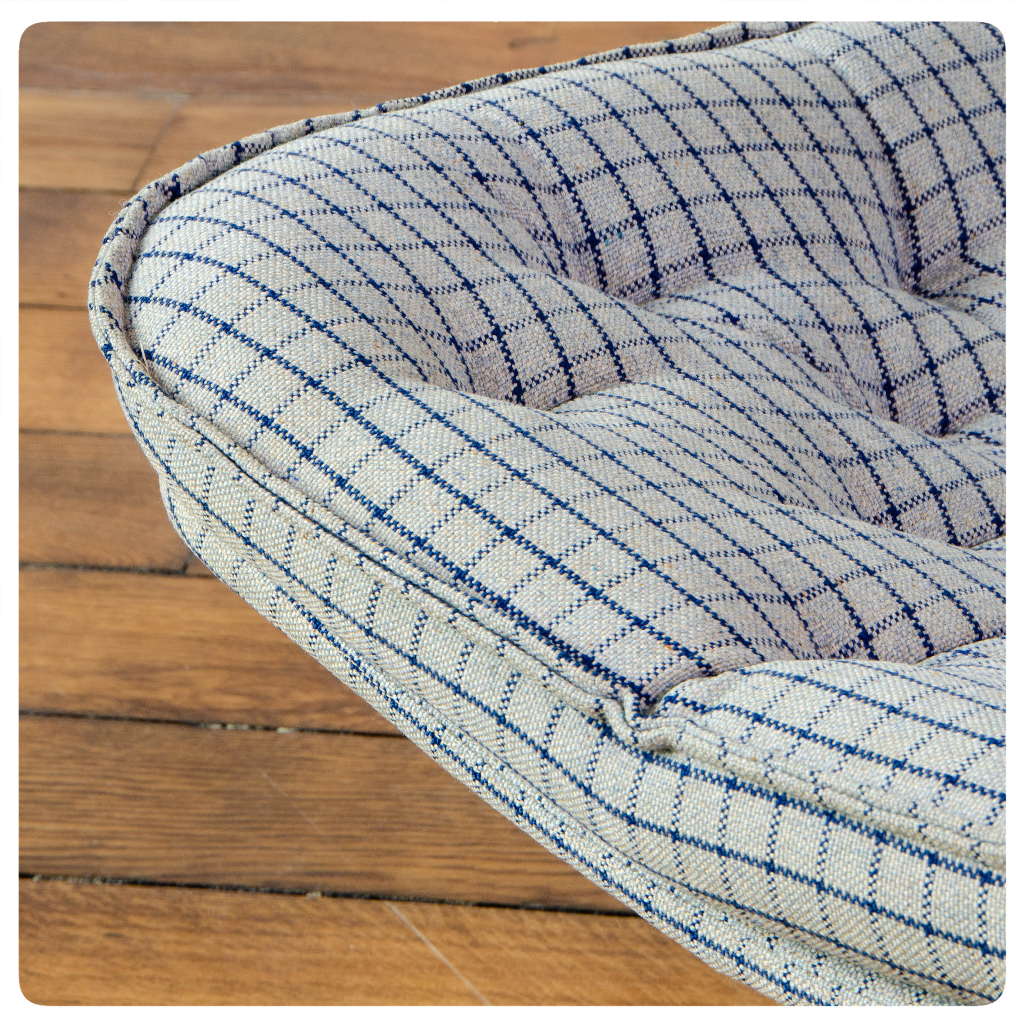 Jan Des Bouvrie's swivel lounge chair for Gelderland, Holland, circa 1970