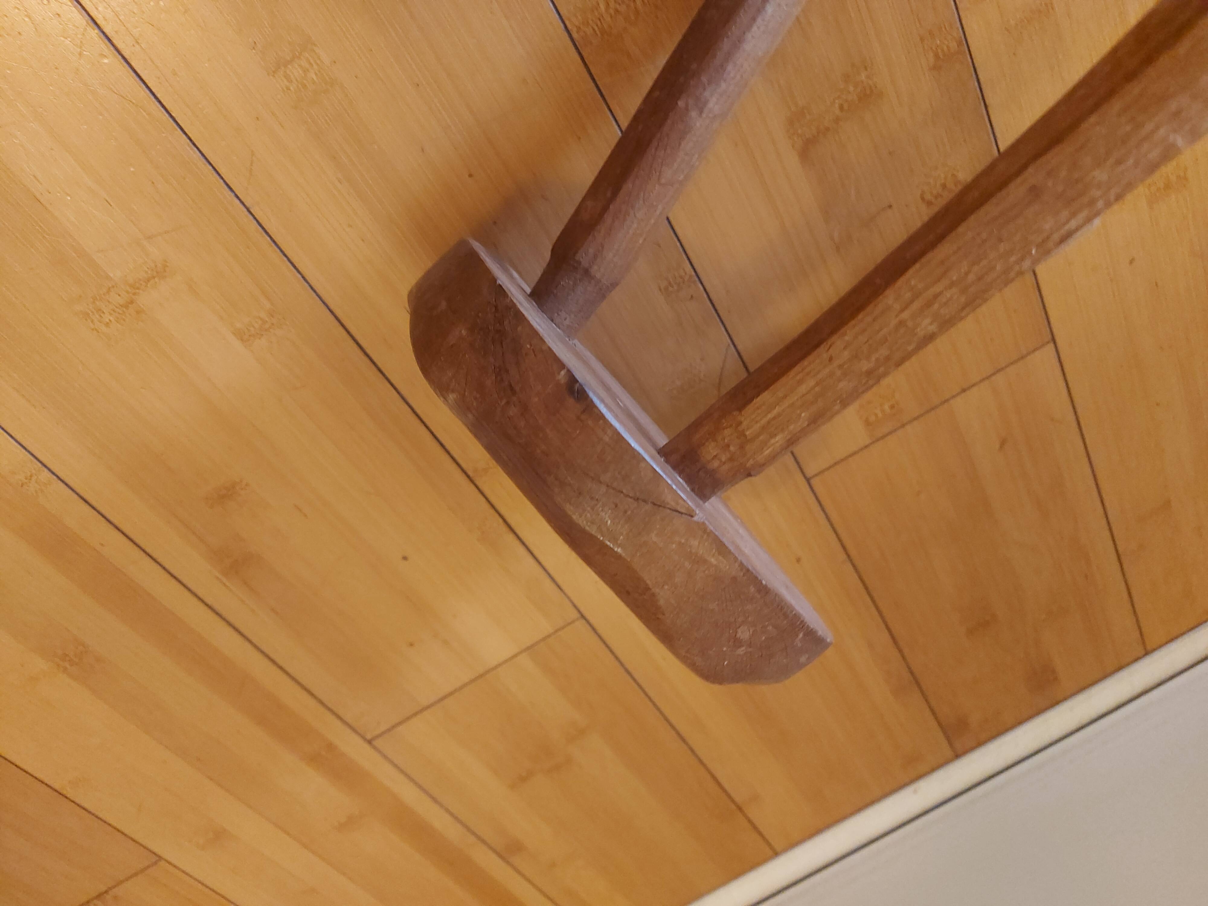 Tabouret tripode de vacher pour enfant