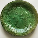 4 assiettes en barbotine verte