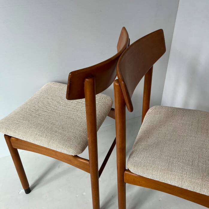 Vintage Scandinavian light wood chair