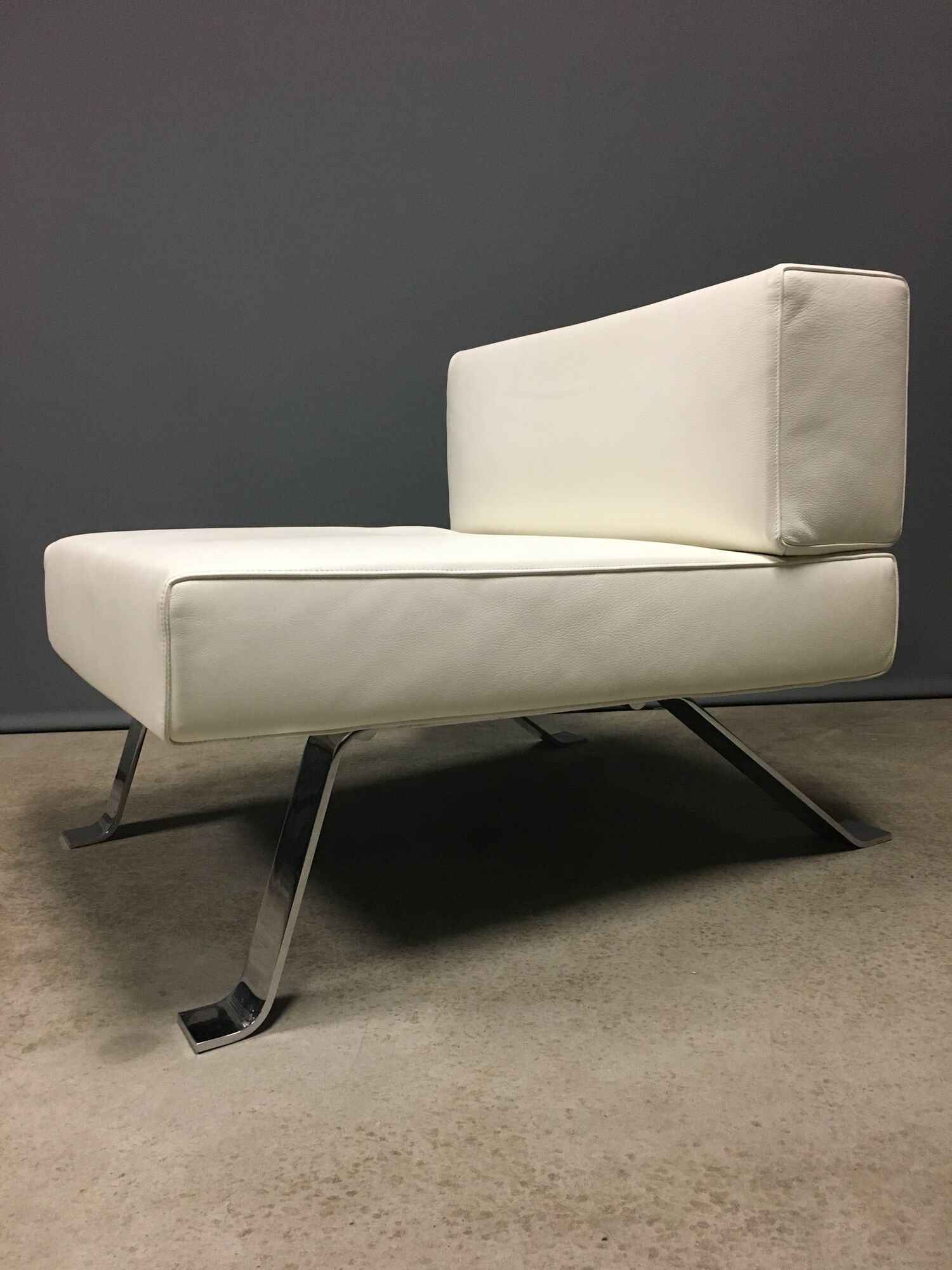 Charlotte Perriand 512 Ombra lounge chair for Cassina