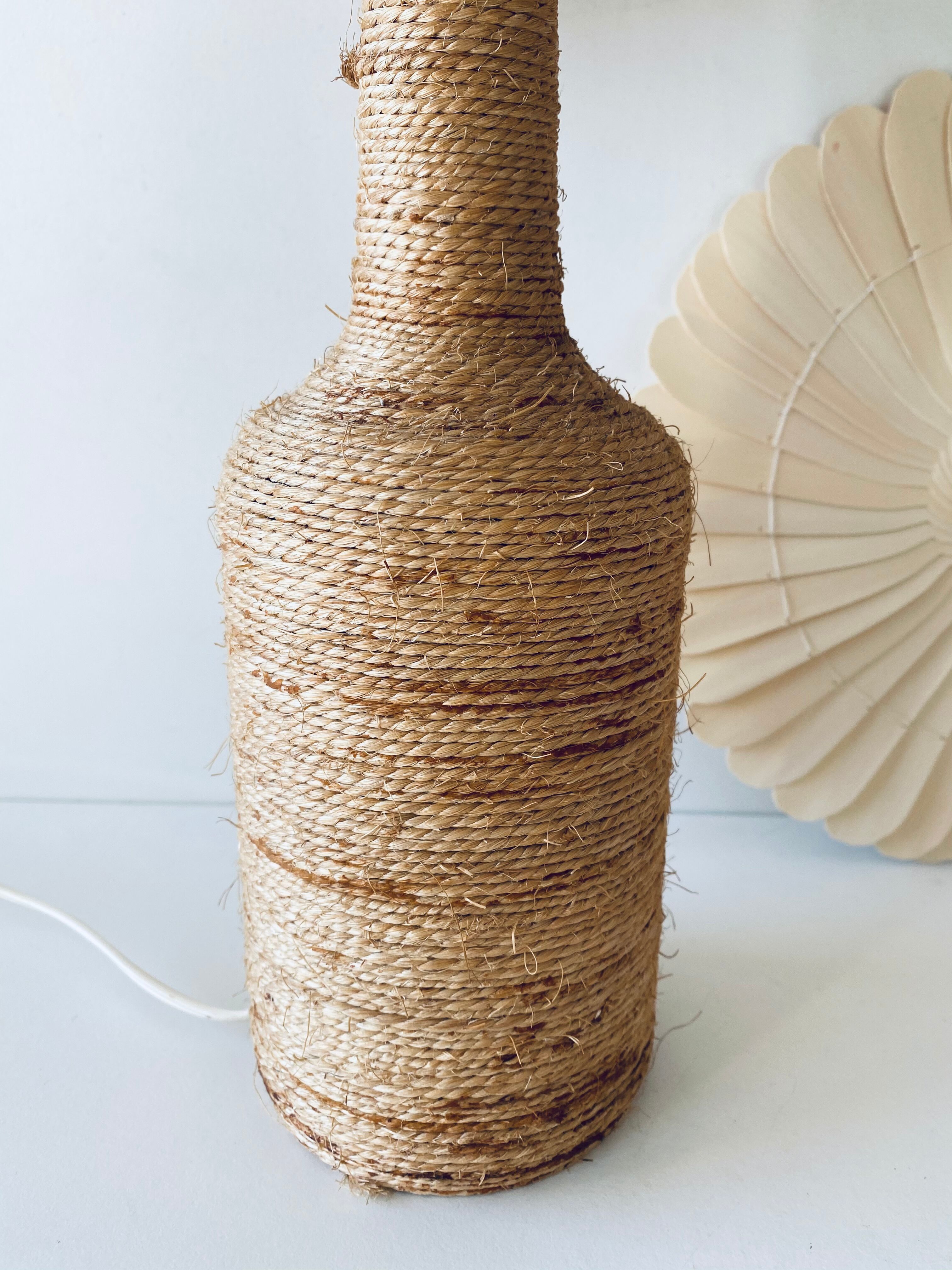 Bohemian lamp in rope