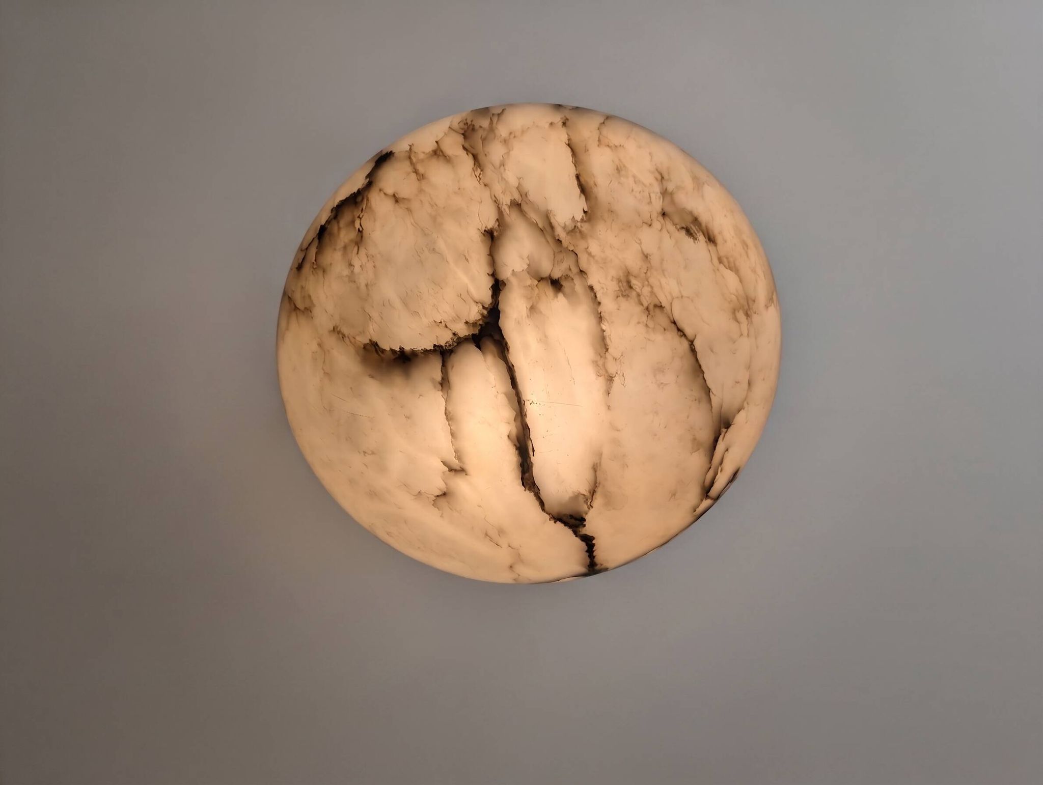 Timeless Art Deco pendant lamp in carved alabaster with black veins, 1920s