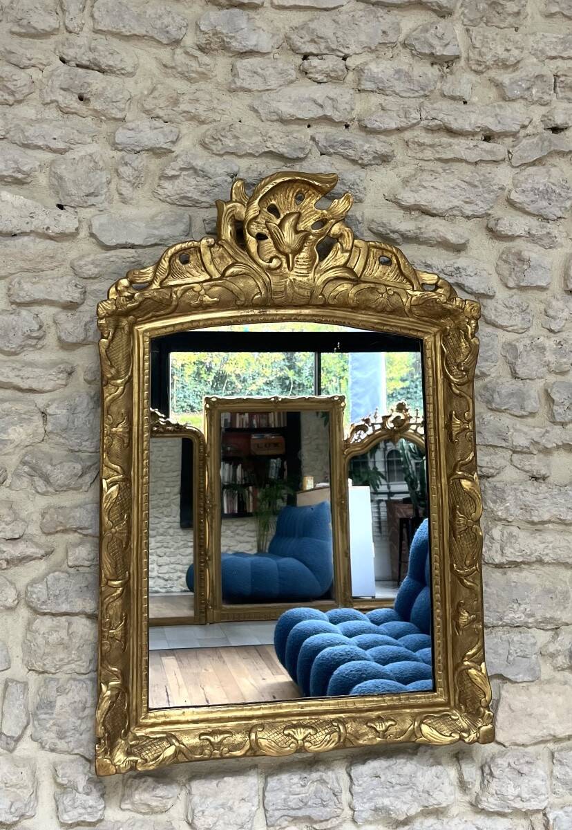 Antique mirror 89/60.5cm 19th century Regency style gilded with gold leaf, mercury glass.