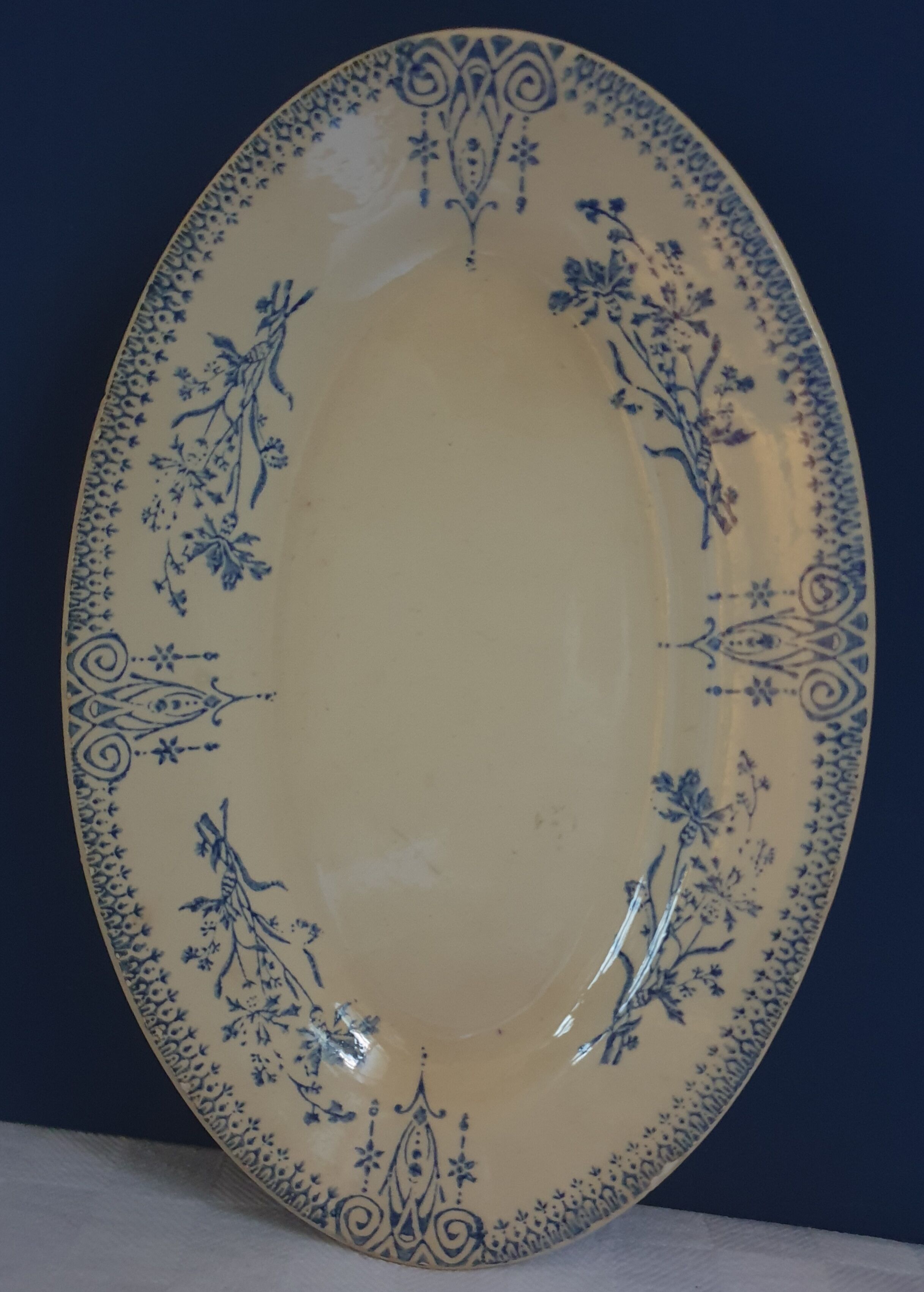 Delight Art Nouveau Saint Amandinoise