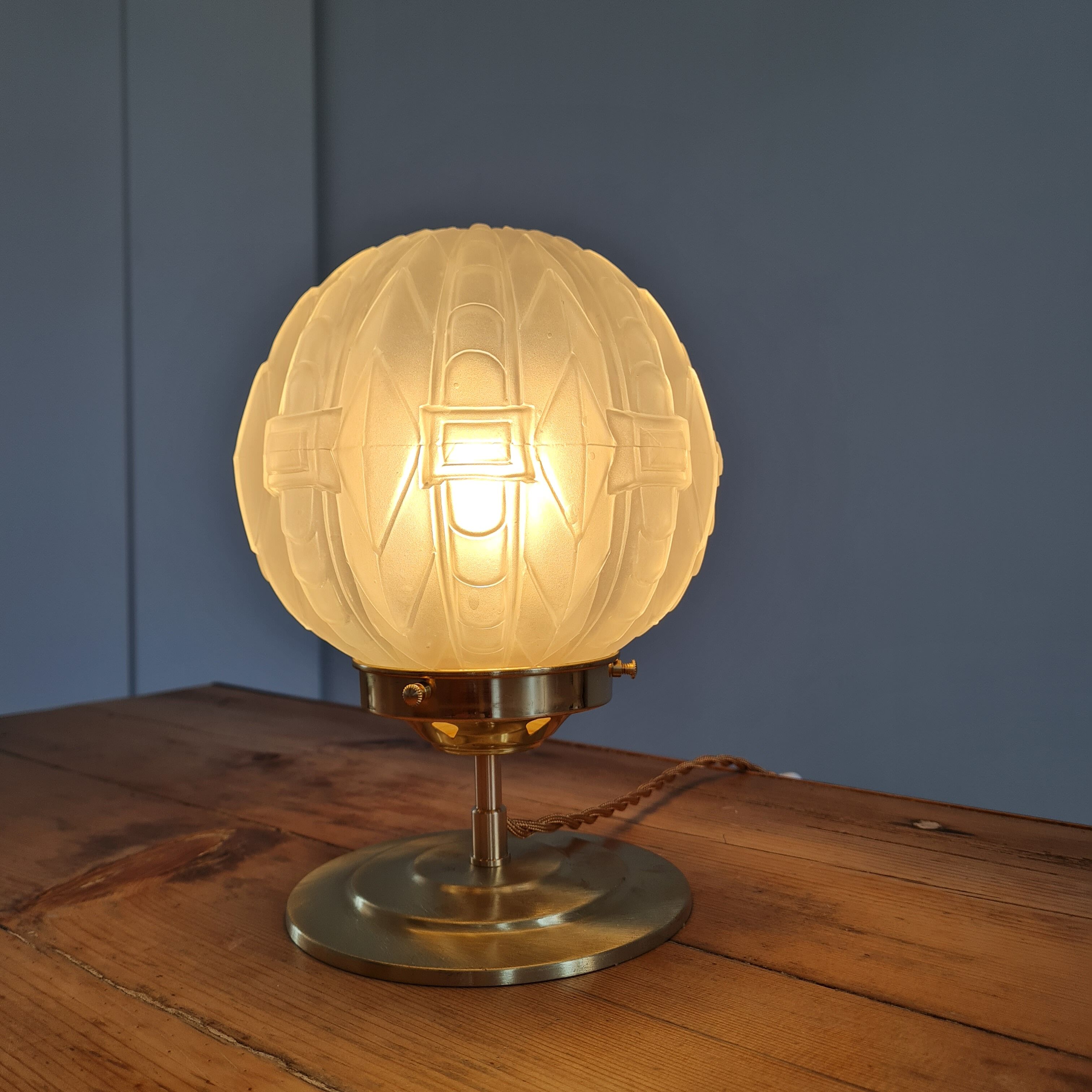 Art Deco globe table lamp in frosted glass