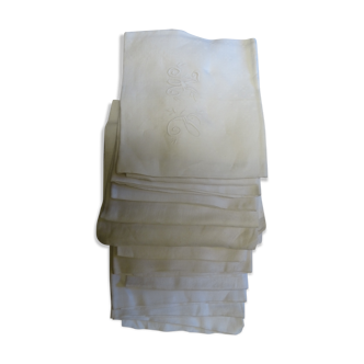 Lot de 12 serviettes monogrammées