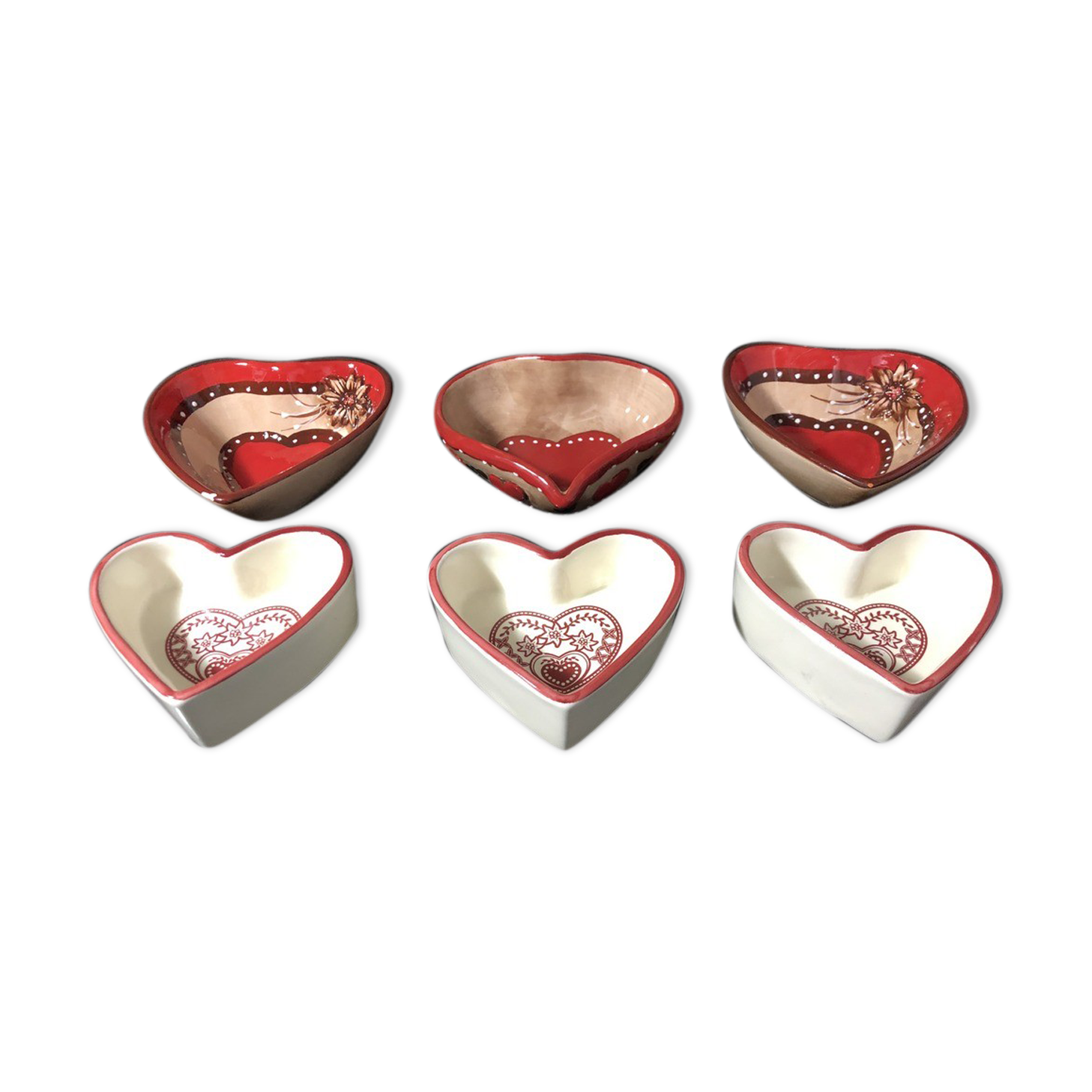 6 heart-shaped ramekins