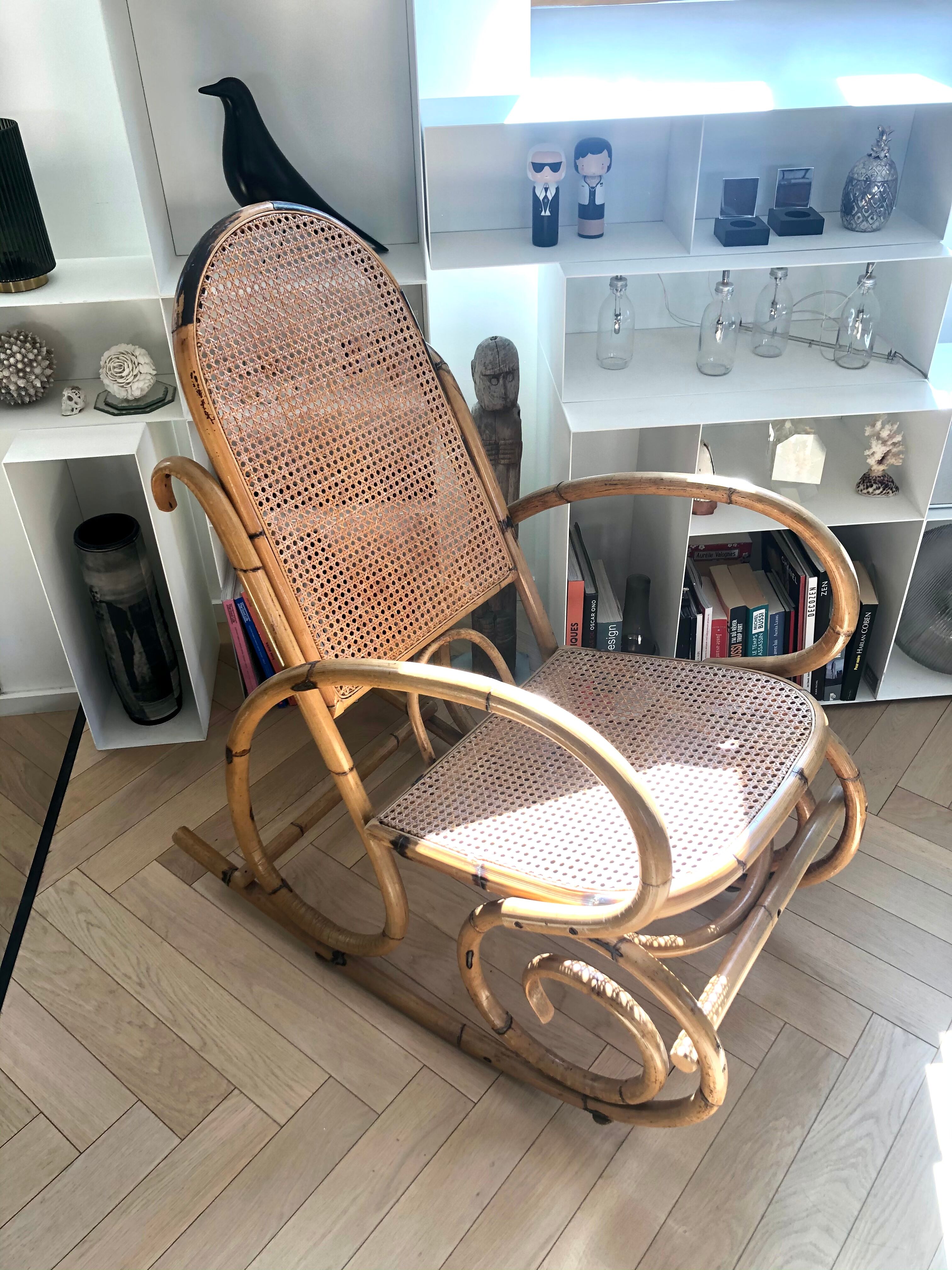 Vintage rocking-chair rattan