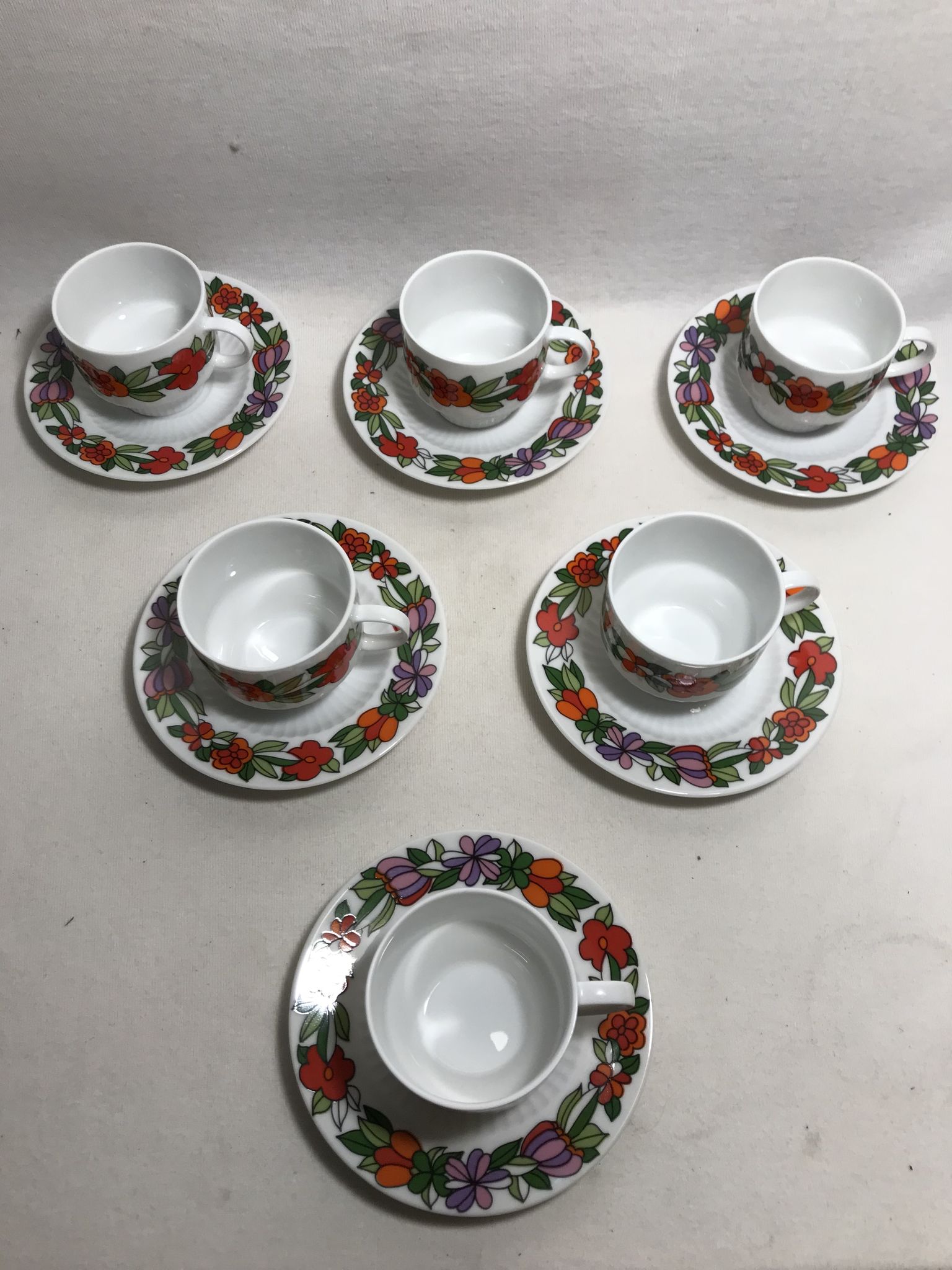 Series 6 cups old kaiser ceramic white + flowers vintage designs