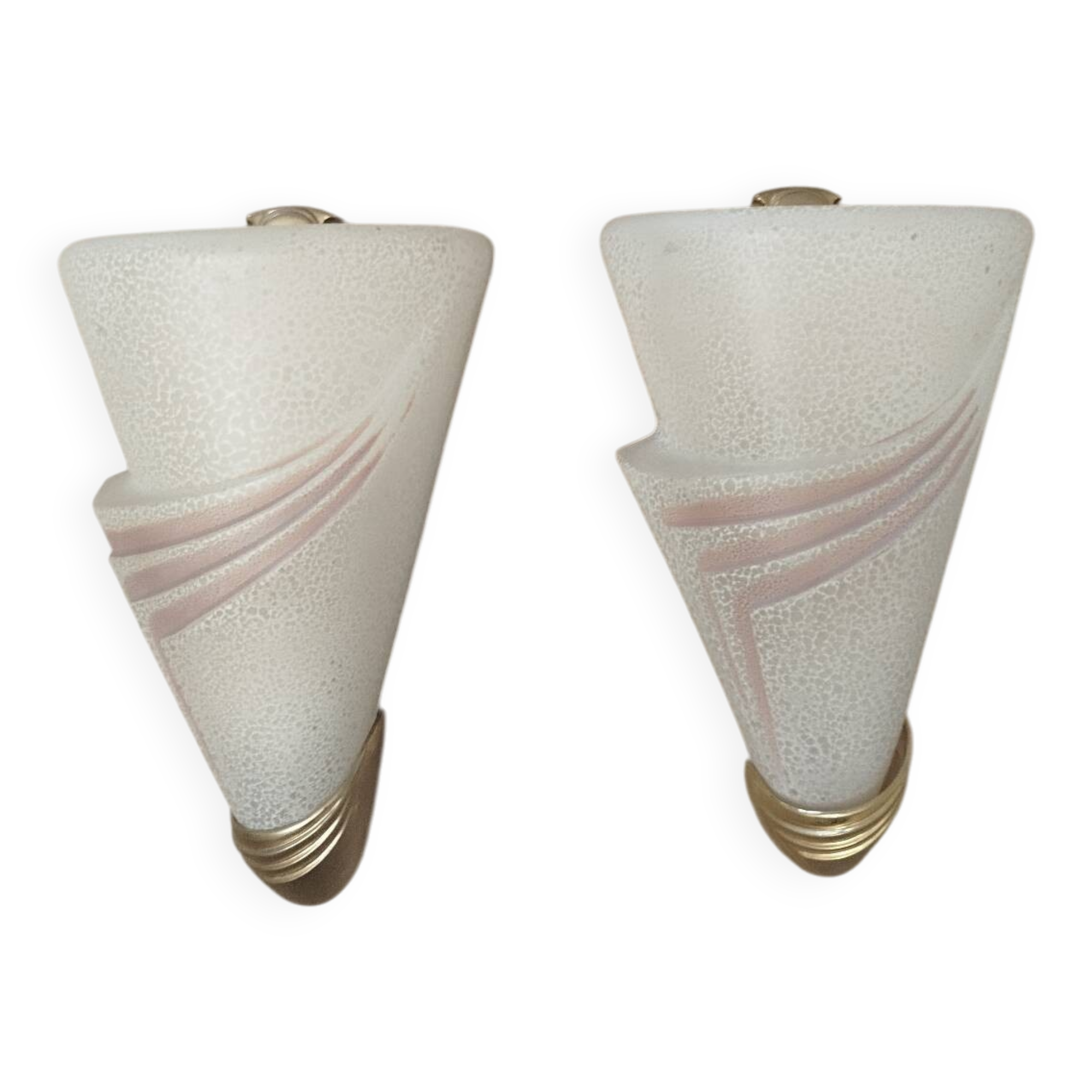 Pairs of Diana wall lights, Kasinski, Poland, 1980, opaline glass.