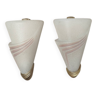 Pairs of Diana wall lights, Kasinski, Poland, 1980, opaline glass.
