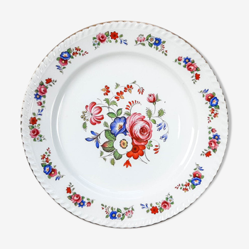 Plate in earthenware