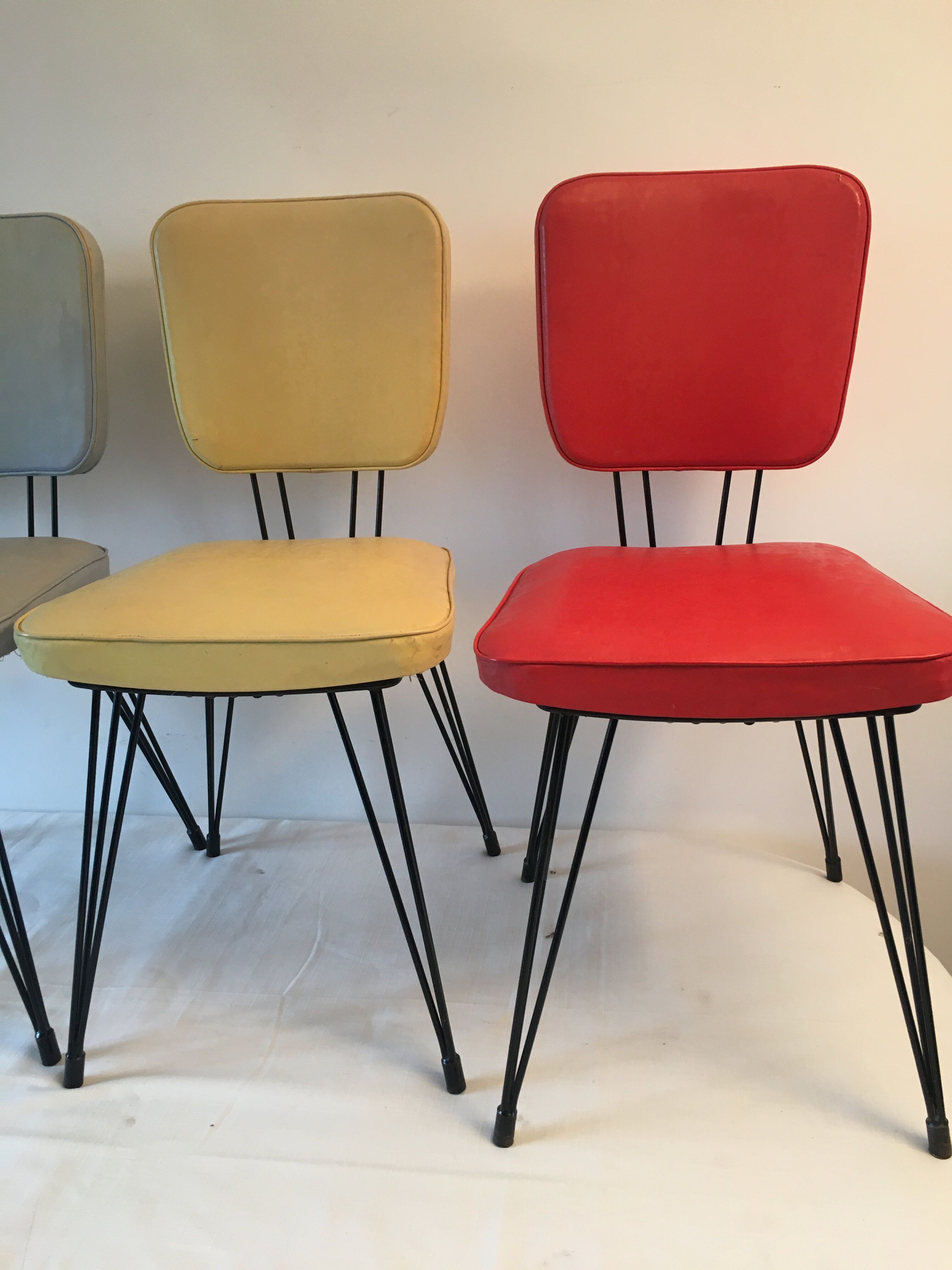 Quatre chaises vintage pied Eiffel