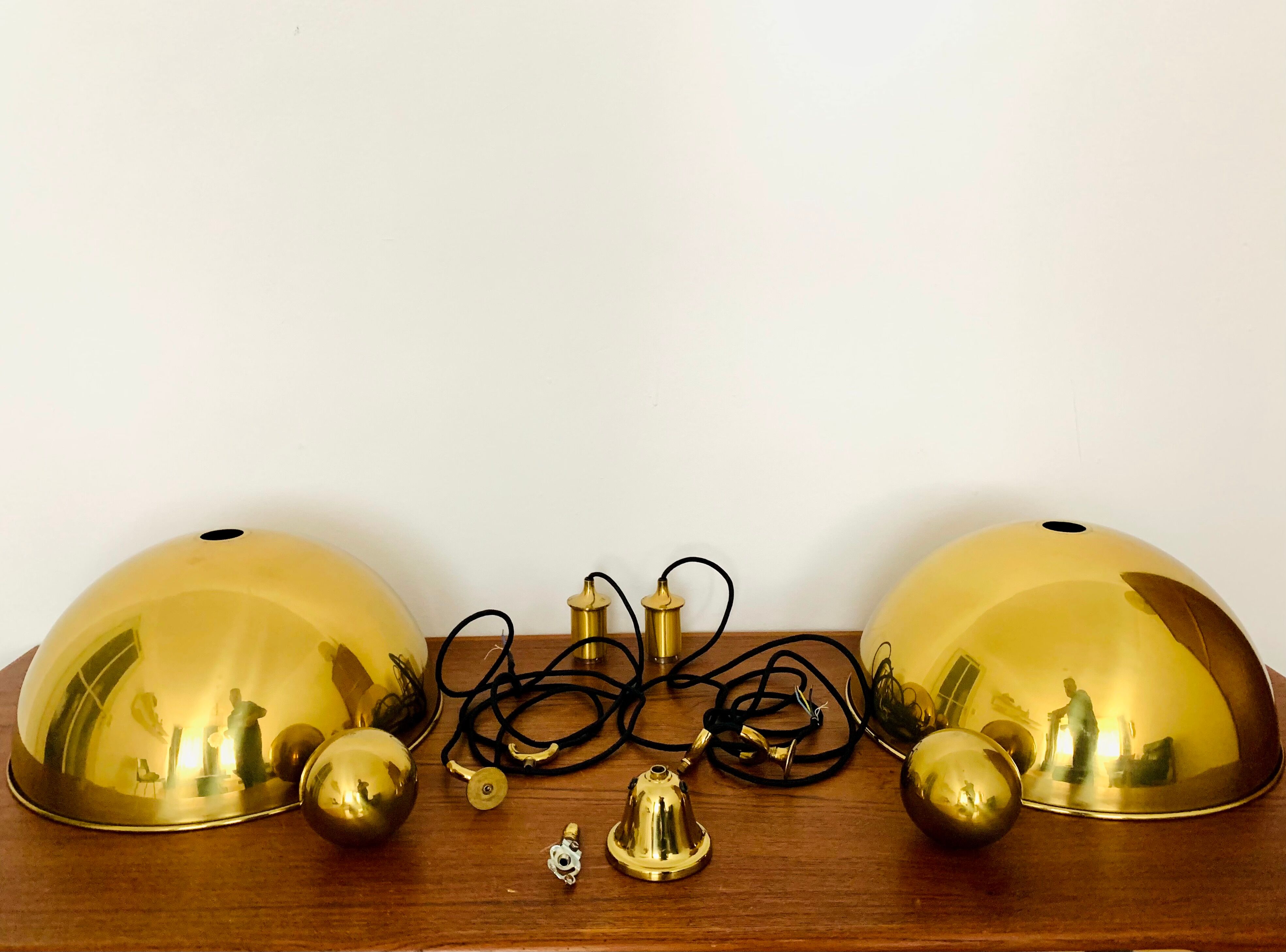 Lampe suspendue en laiton Posa44 double réglable par Florian Schulz