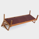 1960s Three seater Danish design sofa with wooden frame made of cherry