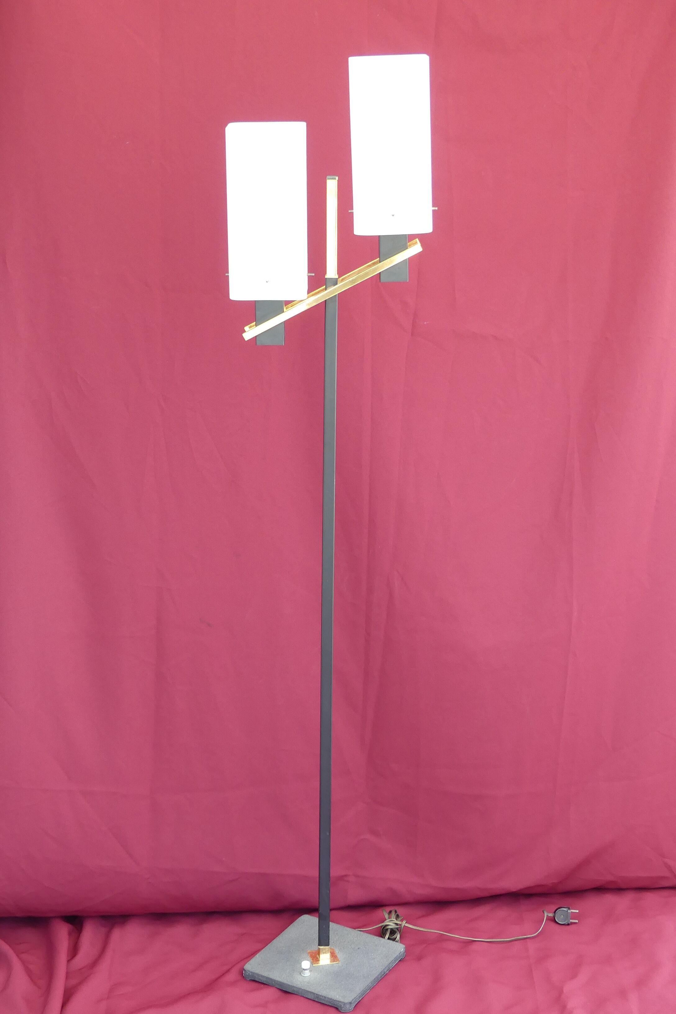 Arlus lamppost