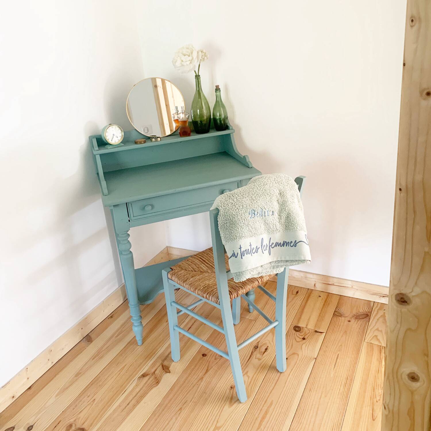 Vintage painted wood dressing table