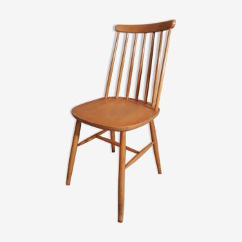 Chaise sandinave en bois clair