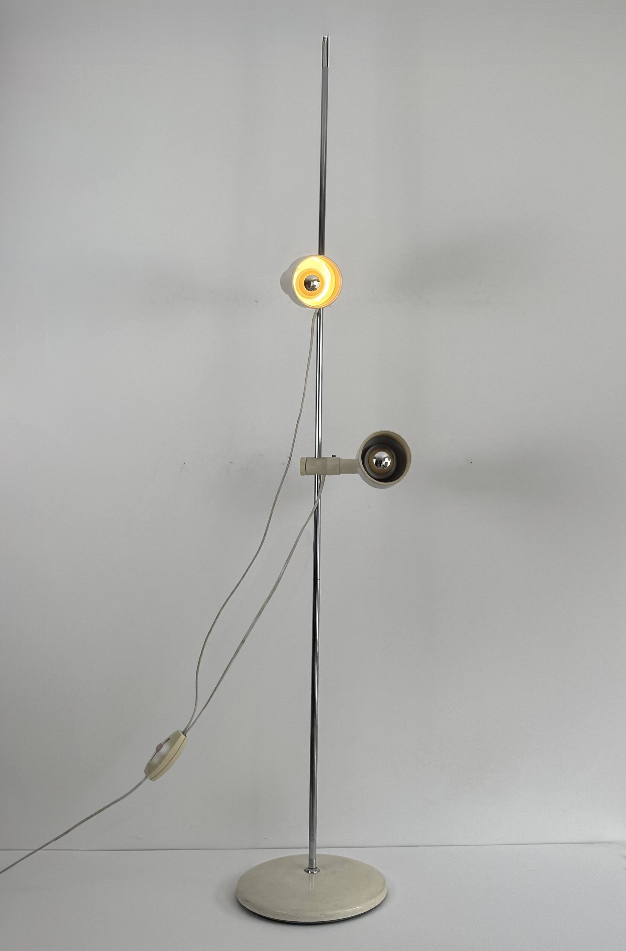 Vintage adjustable floor lamp, chrome and pressed moulded beige ABS, France 1970.