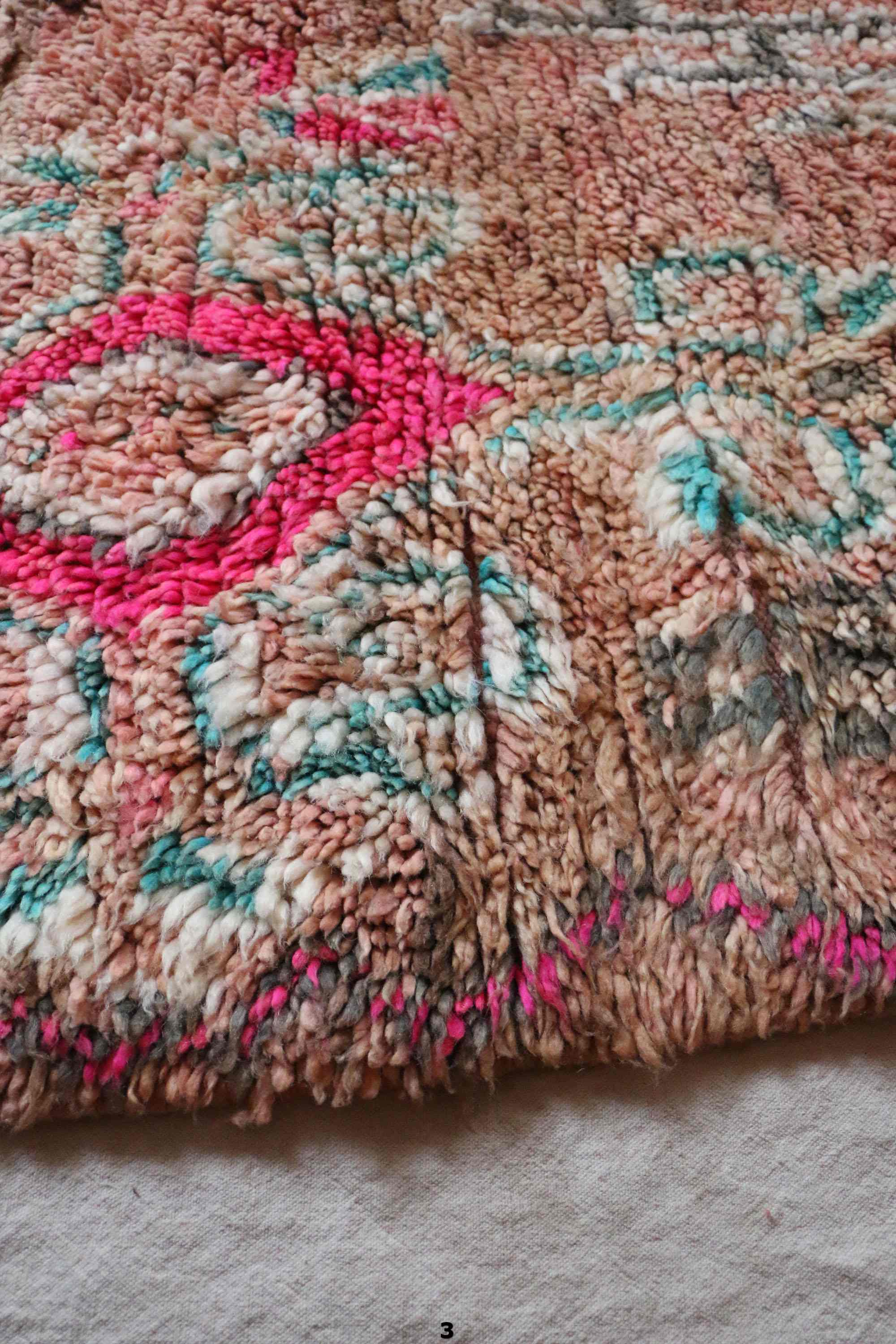 Moroccan pink carpet - 167 x 314 cm
