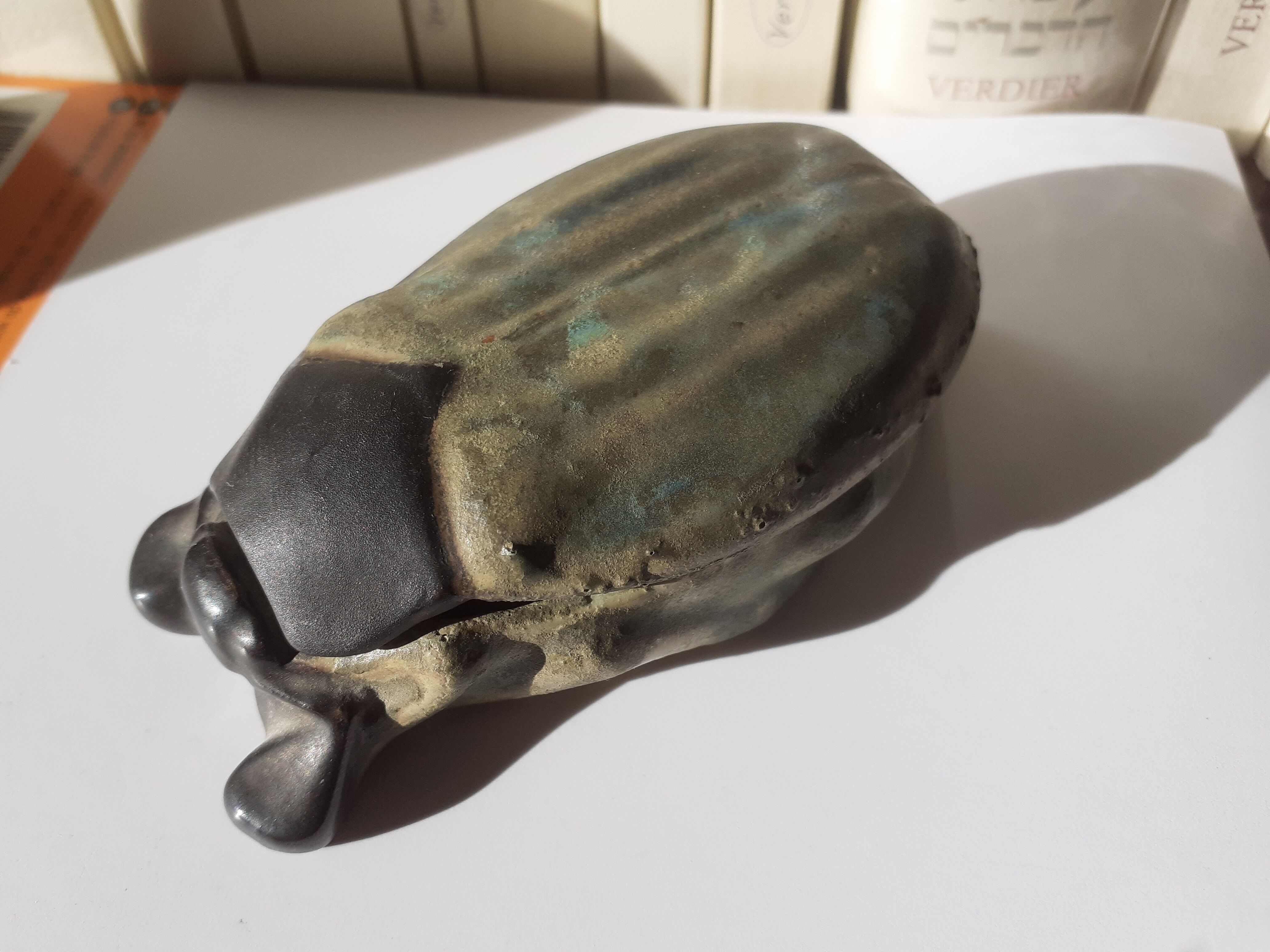 Pierrefonds sandstone beetle box