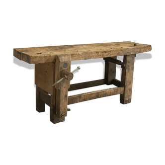 Ancien établi en bois