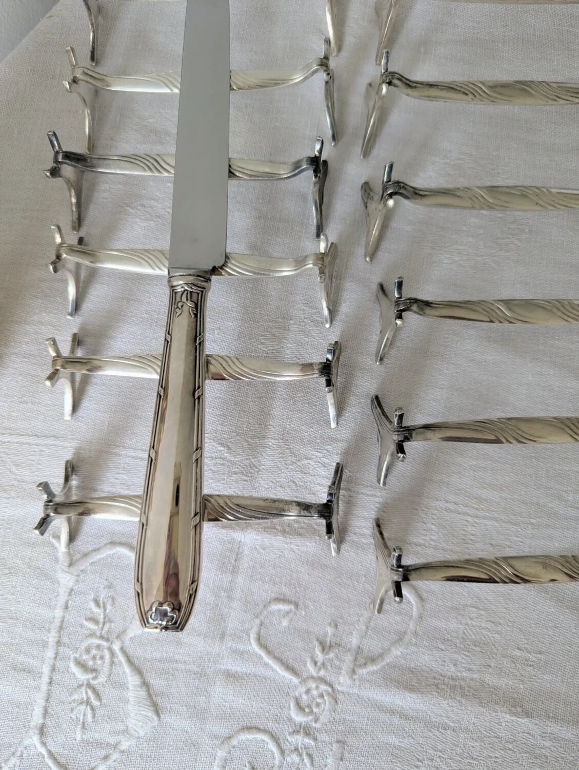 Set of 12 Christofle knife rests, Moderne 1912 model