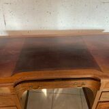 Desk and its rotating armchair England XIX century