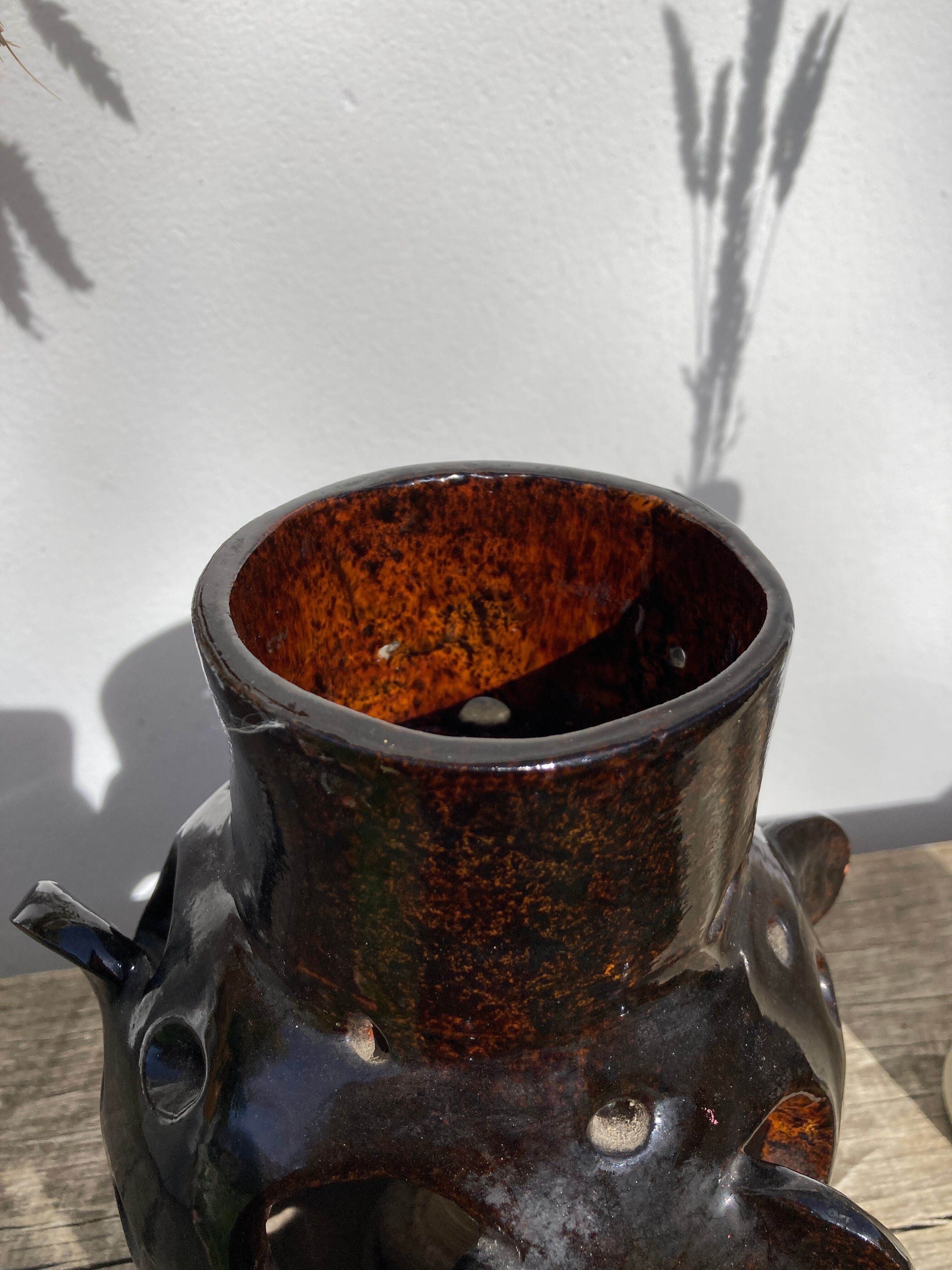 Brutalist lamp in black / brown ceramic openwork 1970