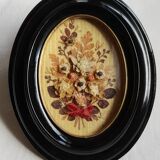 Oval frame dried flower