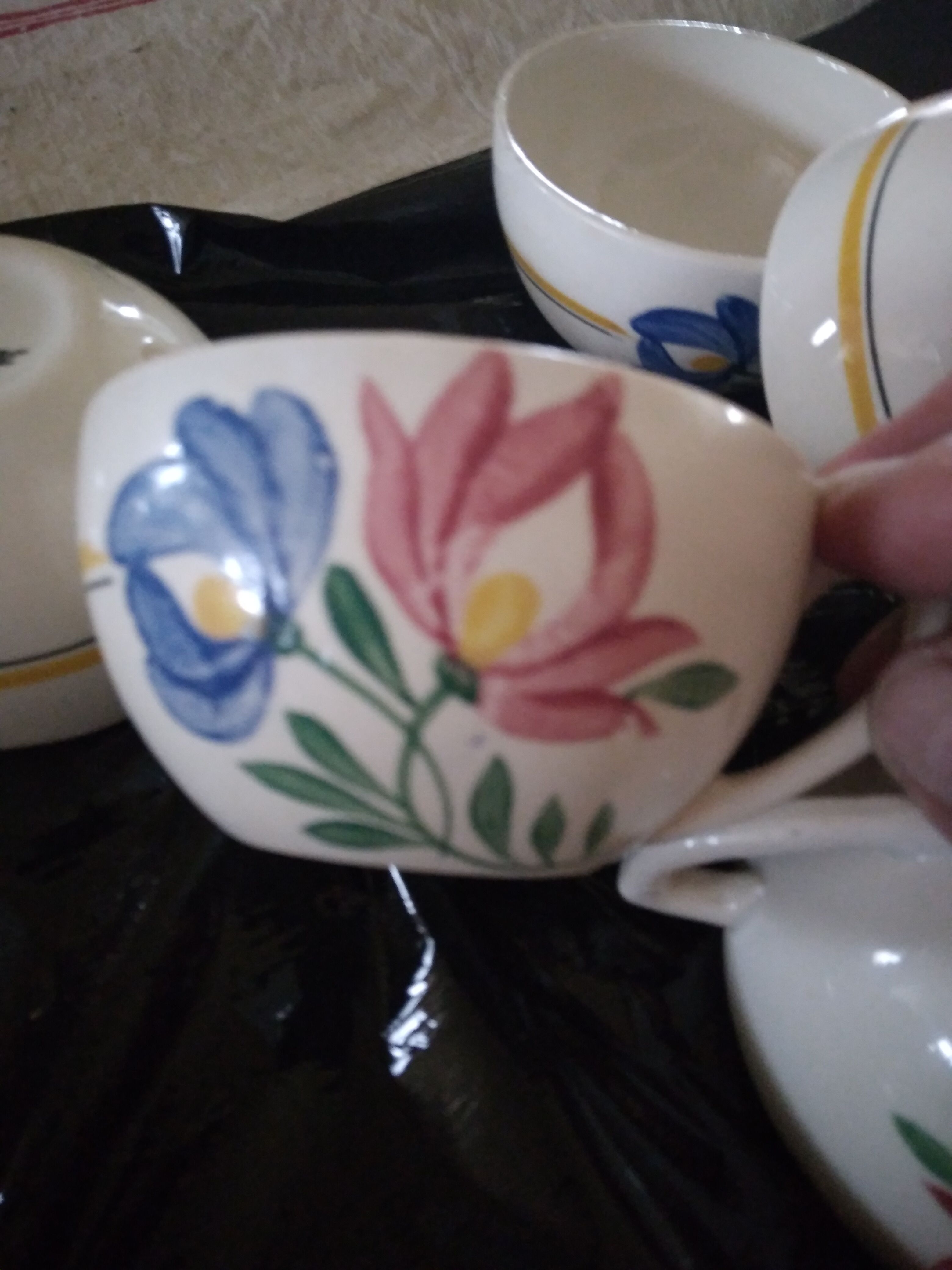 Tasses faience DIgoin début 20 e modèle Dunkerque