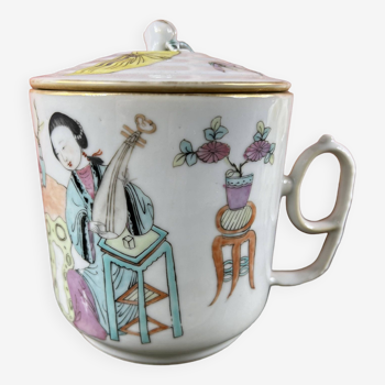 Japanese ceramic tea mug with lid