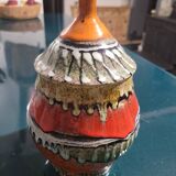 Vintage pot with lid