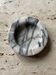 Grand cendrier rond en marbre blanc gris